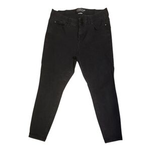 Torrid Bombshell Black Skinny Jeans